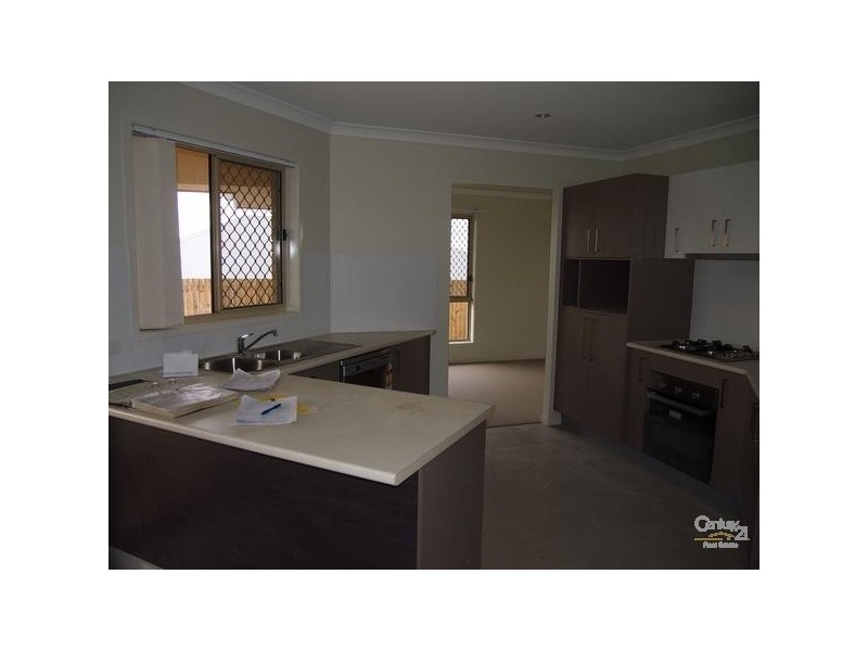 16 Blaxland Court, Glen Eden QLD 4680