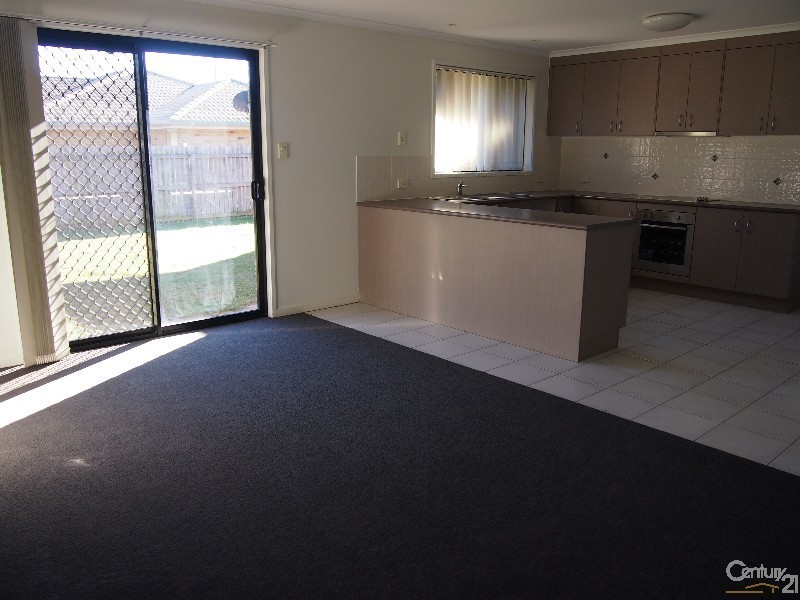 92 Col Brown Avenue, Clinton QLD 4680
