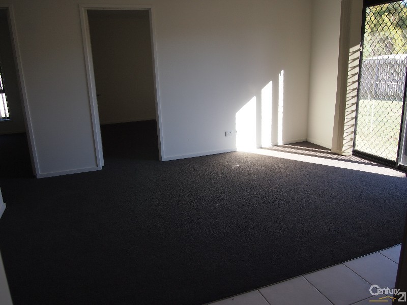 92 Col Brown Avenue, Clinton QLD 4680