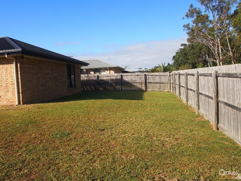 92 Col Brown Avenue, Clinton QLD 4680