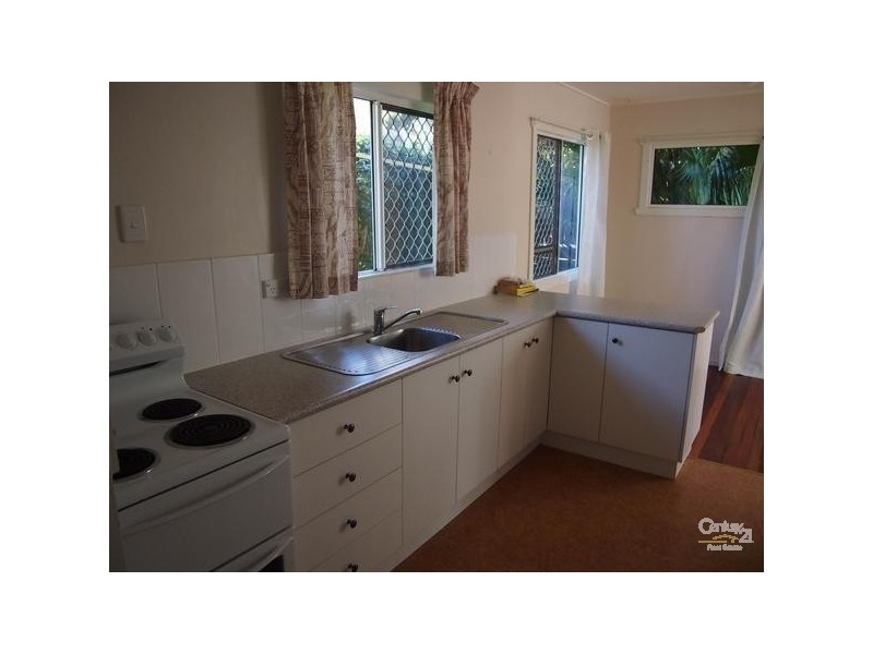 48 Adelaide Street, South Gladstone QLD 4680