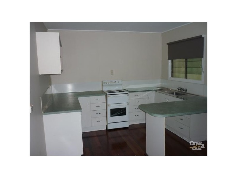 18 Mylne Street, West Gladstone QLD 4680