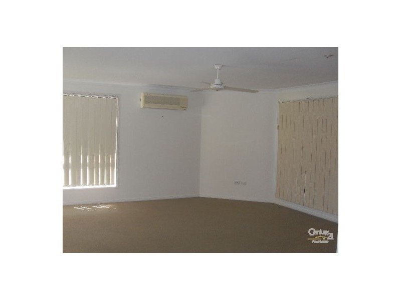 9 Viewpoint Way, New Auckland QLD 4680