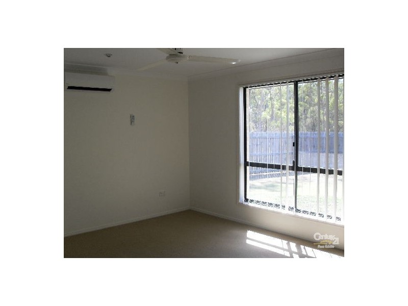 9 Viewpoint Way, New Auckland QLD 4680