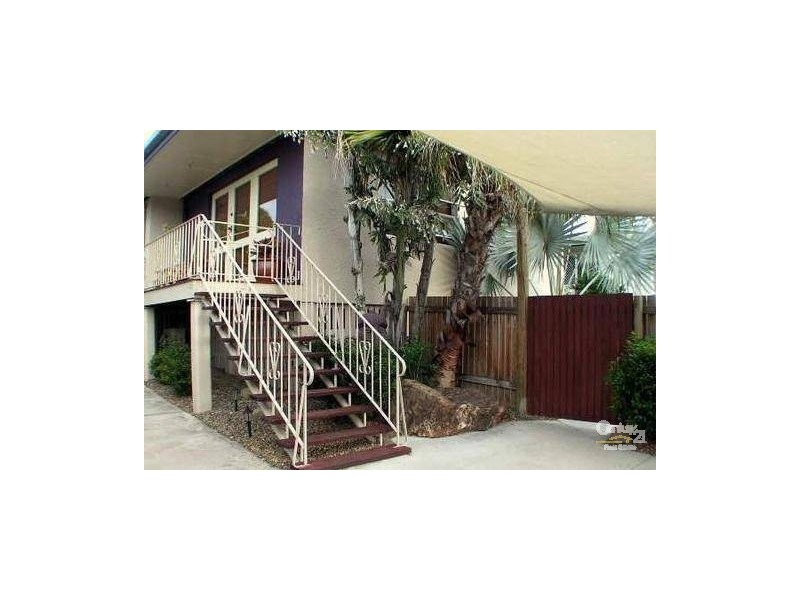 30 Sutton Street, Barney Point QLD 4680