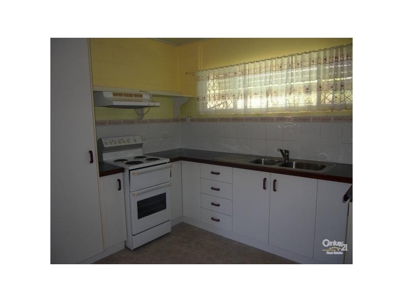 1/33 Butler Street, New Auckland QLD 4680