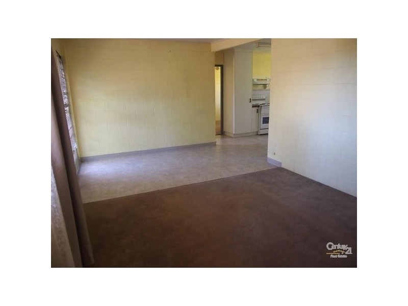 1/33 Butler Street, New Auckland QLD 4680