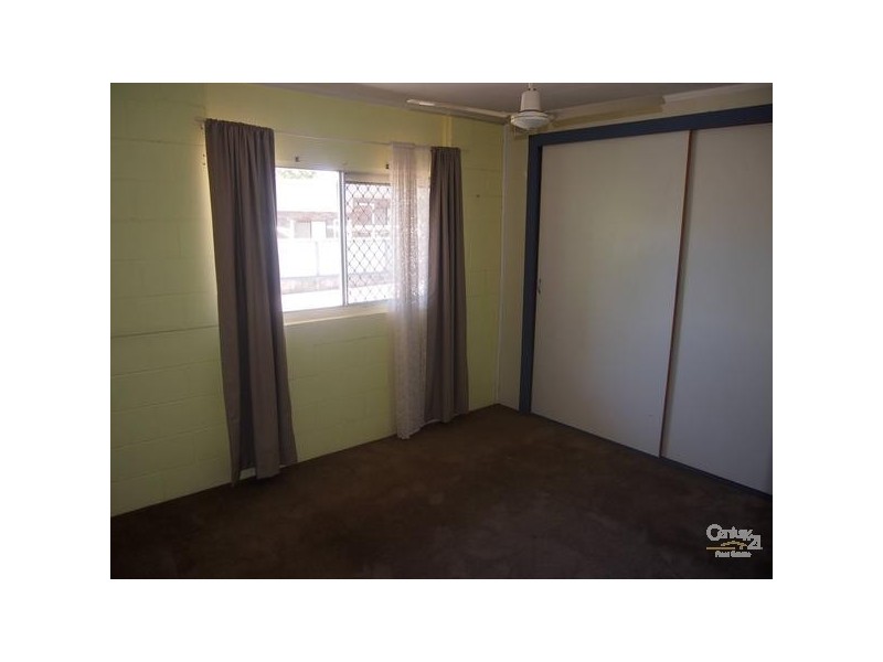 1/33 Butler Street, New Auckland QLD 4680