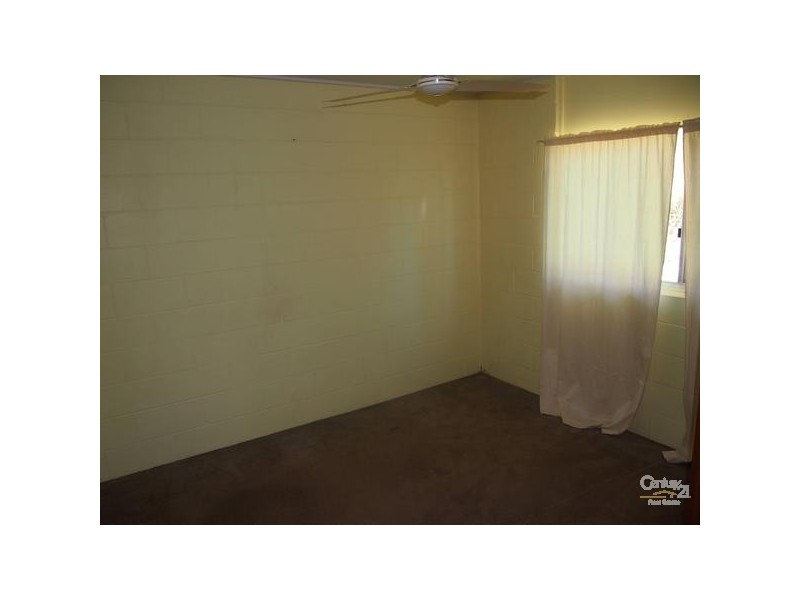 1/33 Butler Street, New Auckland QLD 4680