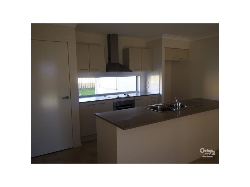 16 Clover Court, Boyne Island QLD 4680