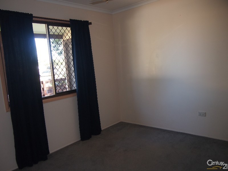 3 Simpson Street, Clinton QLD 4680