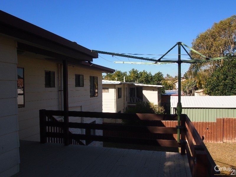 3 Simpson Street, Clinton QLD 4680