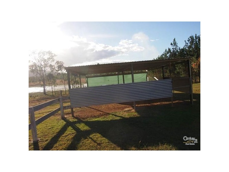 686 Calliope River Road, Yarwun QLD 4694