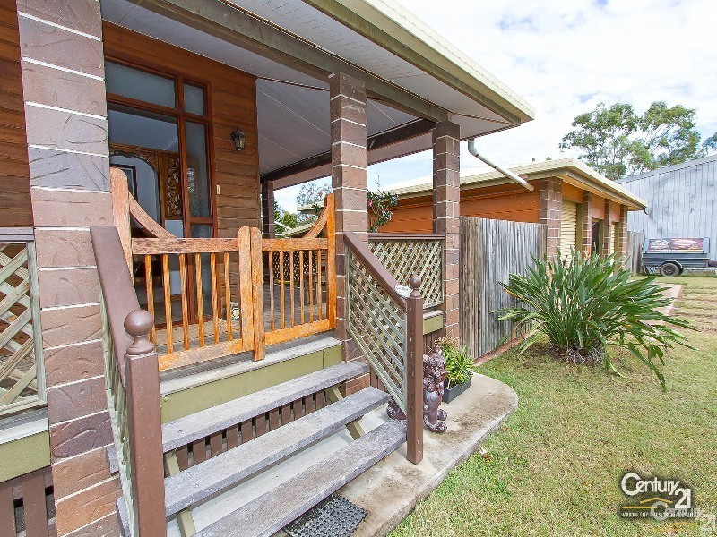 10 Upton Road, Beecher QLD 4680