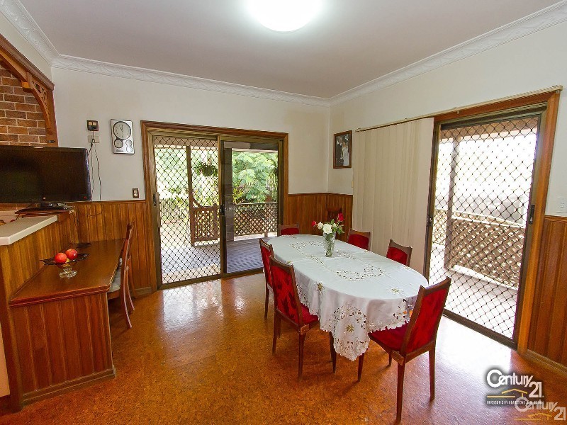 10 Upton Road, Beecher QLD 4680