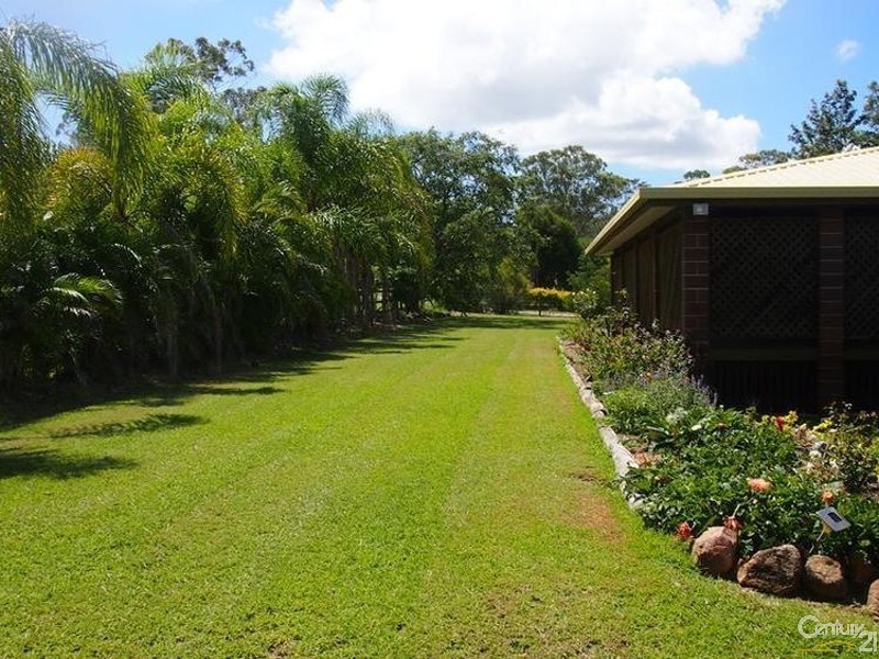 10 Upton Road, Beecher QLD 4680