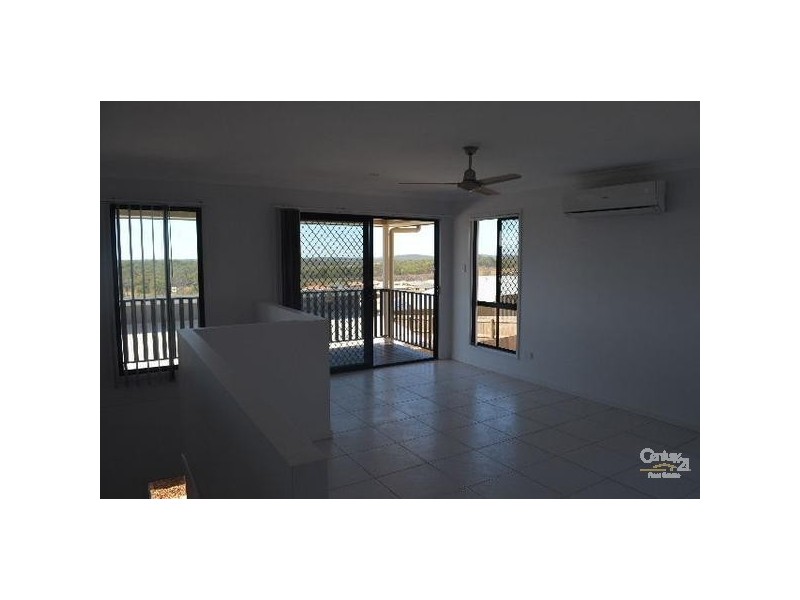 17 Wentworth Place, Glen Eden QLD 4680