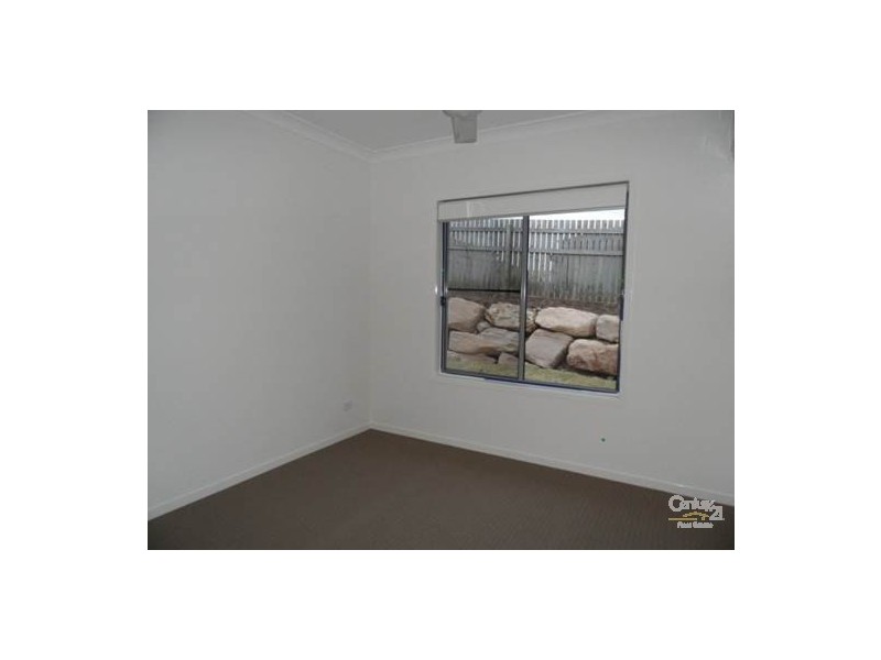 4 Wentworth Place, Glen Eden QLD 4680