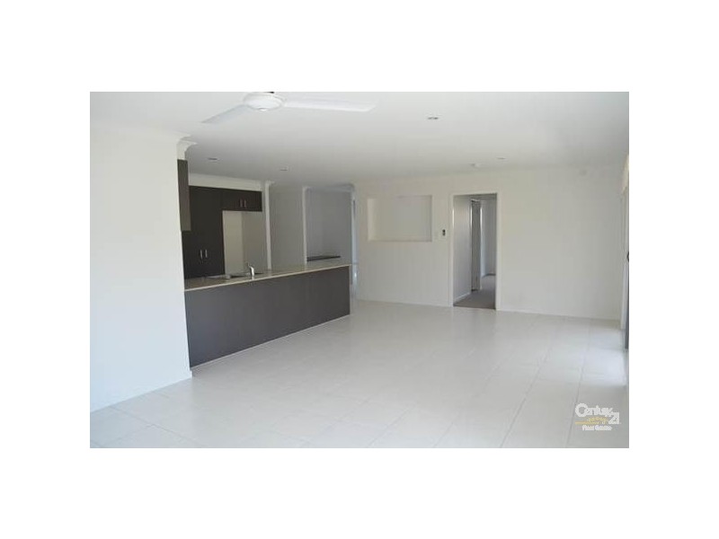 9 Eccles Court, Kirkwood QLD 4680