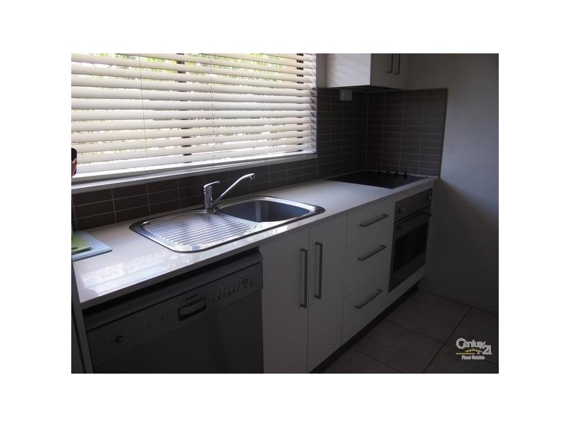 6/208-212 Oaka Street, South Gladstone QLD 4680