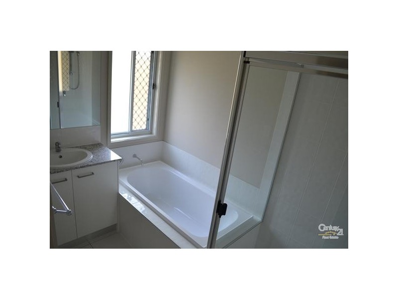 17 Peter Corones Drive Little Creek, Kirkwood QLD 4680