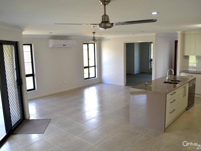 13 Bragg Court, Kirkwood QLD 4680