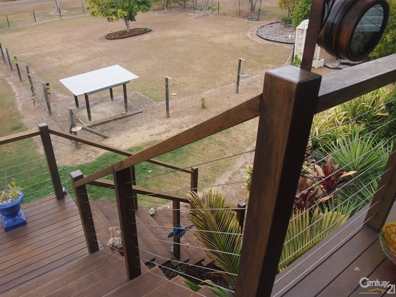 19 Bismark Street, Mount Larcom QLD 4695