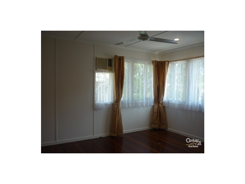 33 Mellefont Street, West Gladstone QLD 4680