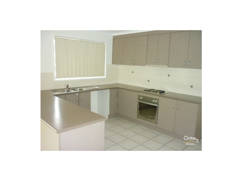 92 Col Brown Avenue, Clinton QLD 4680