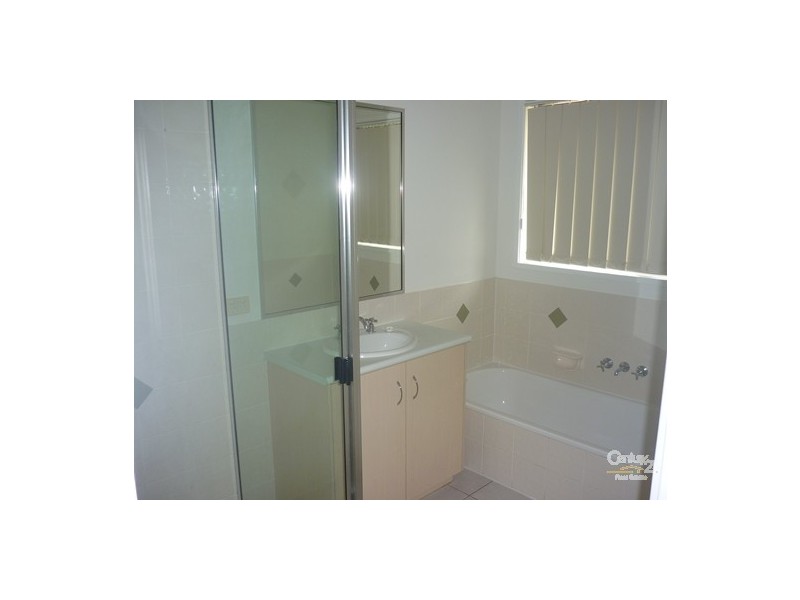 92 Col Brown Avenue, Clinton QLD 4680