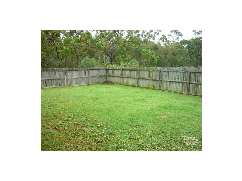 92 Col Brown Avenue, Clinton QLD 4680