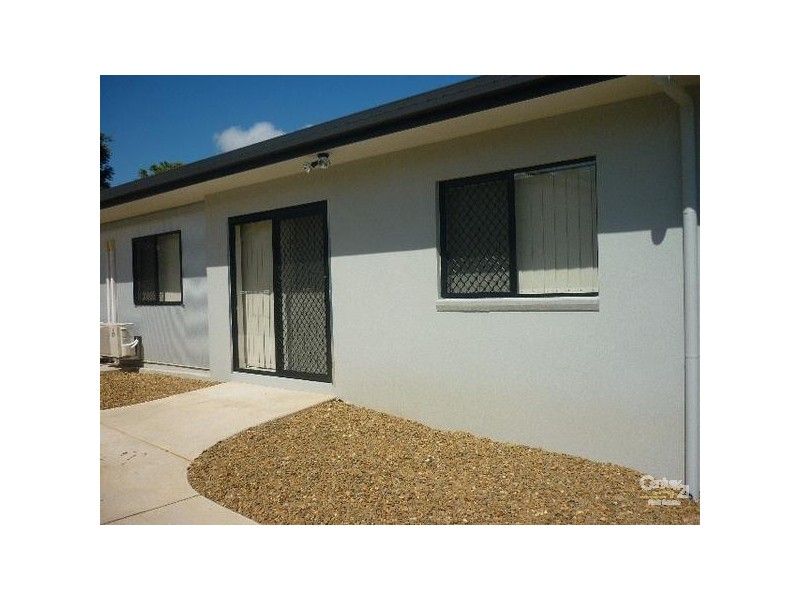 1/27 Mylne Street, Gladstone QLD 4680