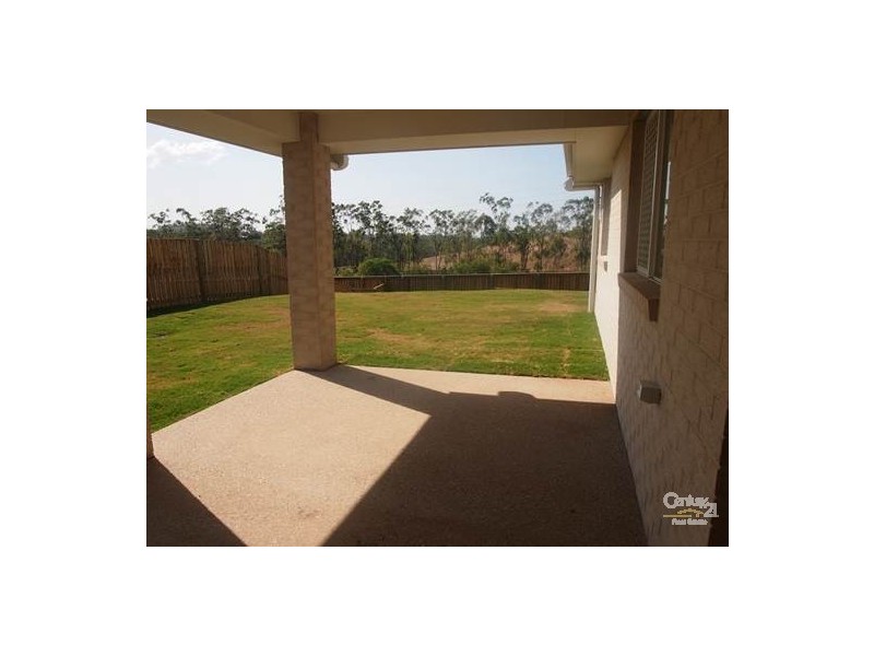 33 Florrey Street Little Creek, Kirkwood QLD 4680
