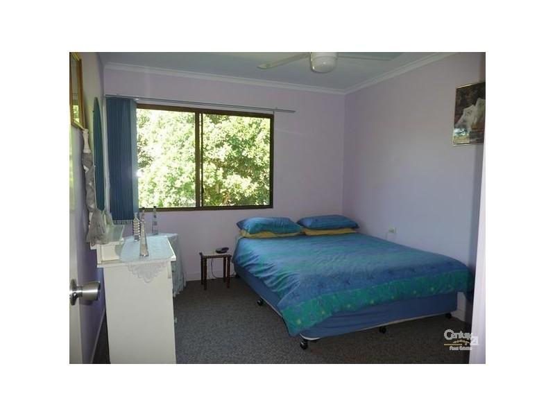 17 King George Street, Mount Larcom QLD 4695