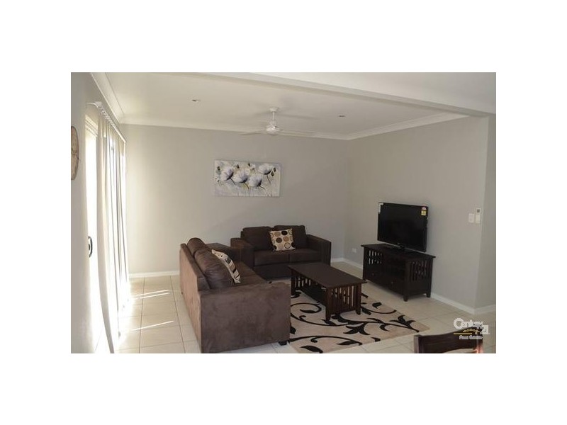 4/214-216 Oaka Street, South Gladstone QLD 4680