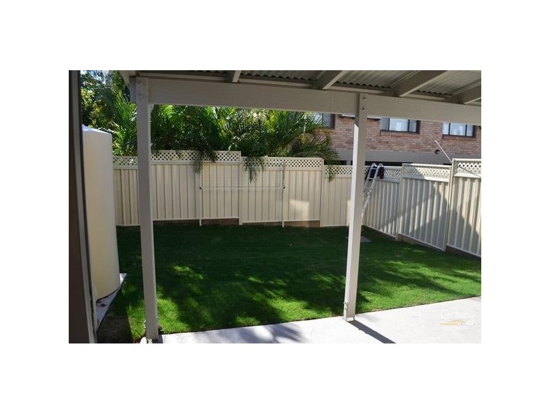 4/214-216 Oaka Street, South Gladstone QLD 4680