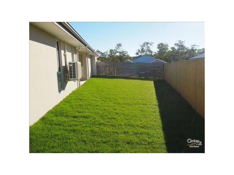 16 Clover Court Riverstone Rise, Boyne Island QLD 4680