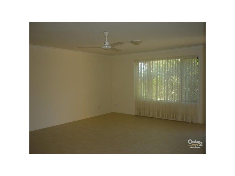 1/28 Scallop Street, Tannum Sands QLD 4680
