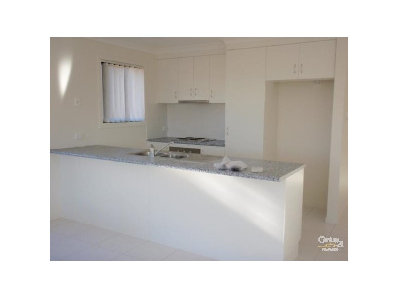 15 Giles Street, Glen Eden QLD 4680