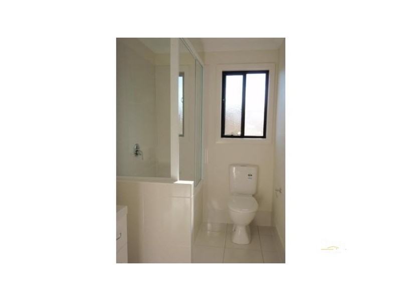 15 Giles Street, Glen Eden QLD 4680