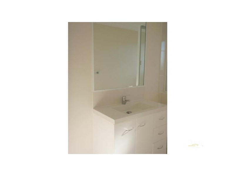 15 Giles Street, Glen Eden QLD 4680