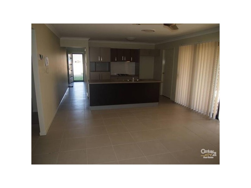 24 Bendee Street Brookview Estate, Glen Eden QLD 4680