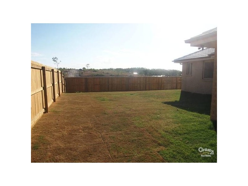 10 Bendee Street Brookview Estate, Glen Eden QLD 4680