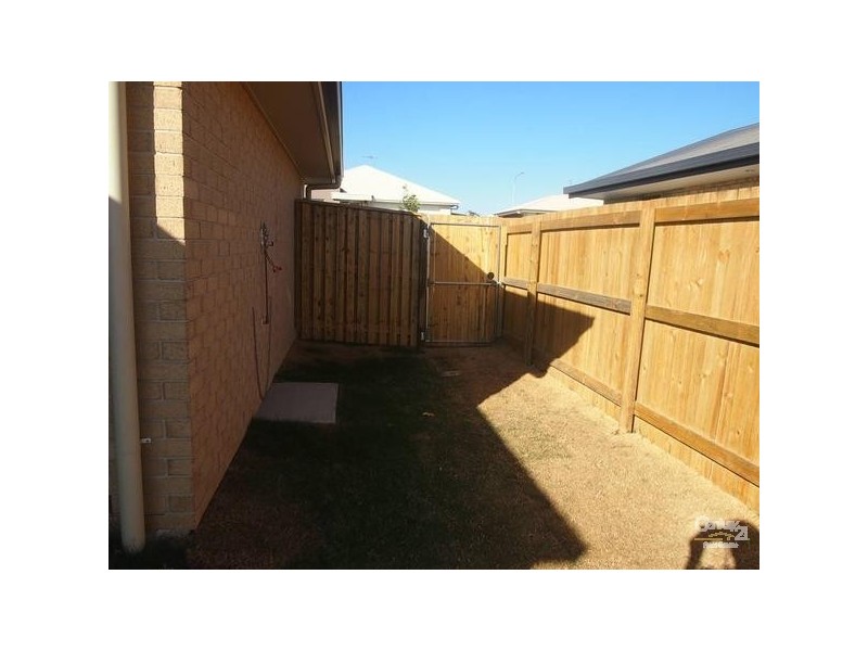 10 Bendee Street Brookview Estate, Glen Eden QLD 4680