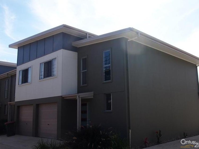 4/214-216 Oaka Street, South Gladstone QLD 4680