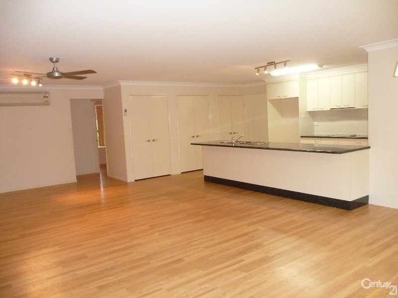 6 Scorpius Place, Telina QLD 4680