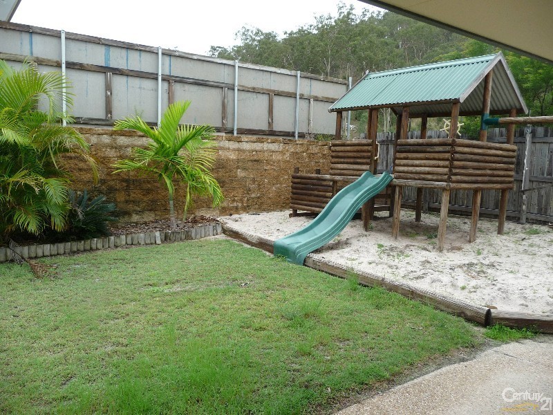 6 Scorpius Place, Telina QLD 4680