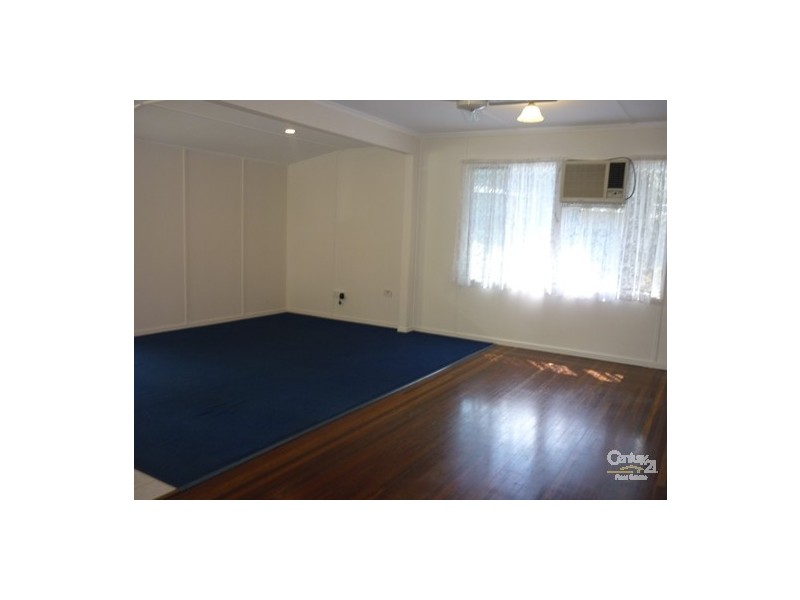 33 Mellefont Street, West Gladstone QLD 4680