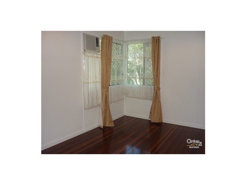 33 Mellefont Street, West Gladstone QLD 4680