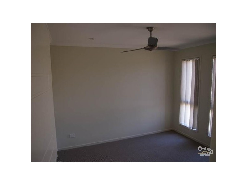 19 Bendee Street Brookview Estate, Glen Eden QLD 4680